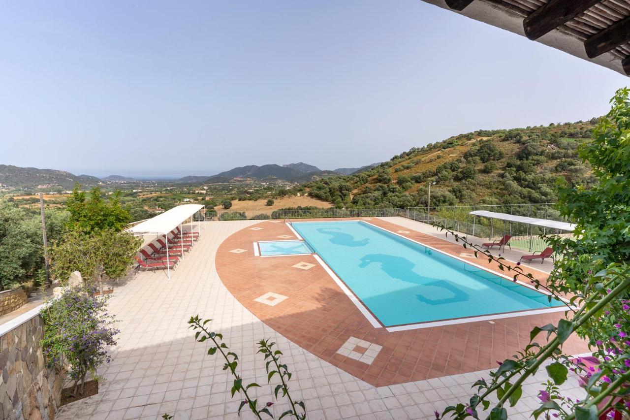 Jerzu Hotel Is Murtas מראה חיצוני תמונה