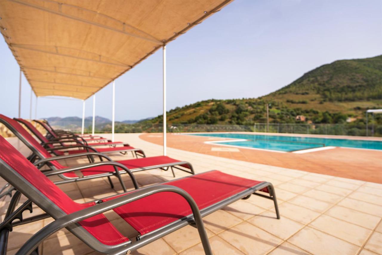 Jerzu Hotel Is Murtas מראה חיצוני תמונה