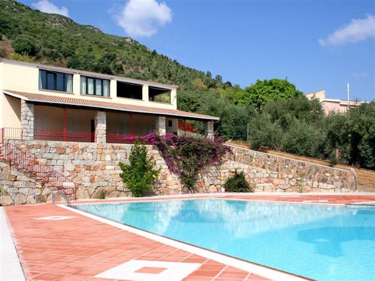 Jerzu Hotel Is Murtas מראה חיצוני תמונה